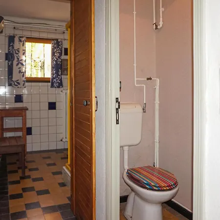 3 Bedroom Pet Friendly In Lamalou-les-bains