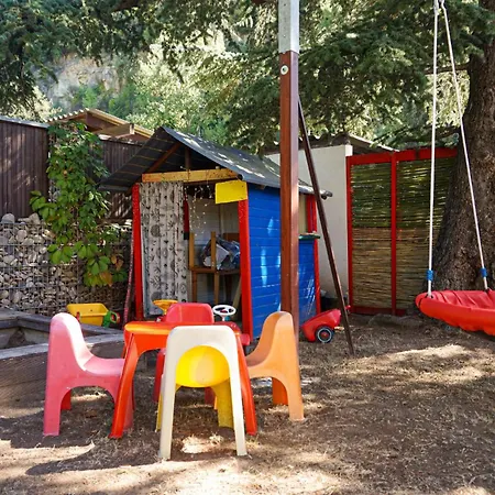 3 Bedroom Pet Friendly In Lamalou-les-bains Grandru